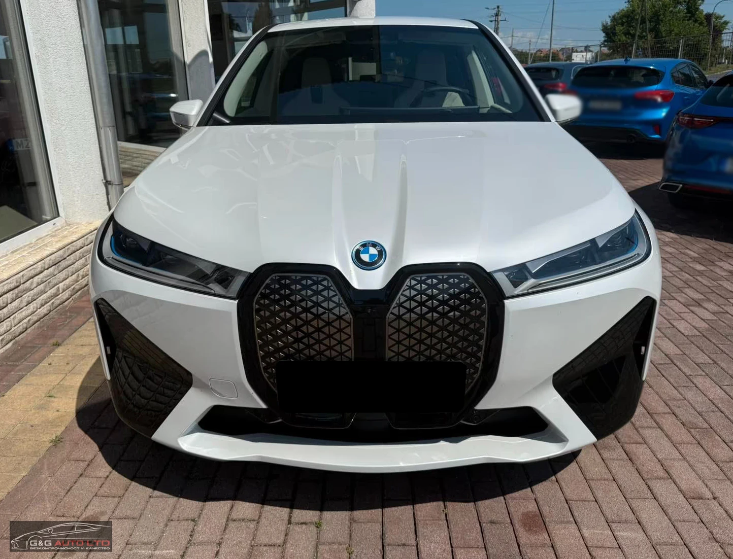 BMW iX 50/xDRIVE/523HP/SPORT/360CAM/KLESS/CRPLAY/LED/649f - изображение 2