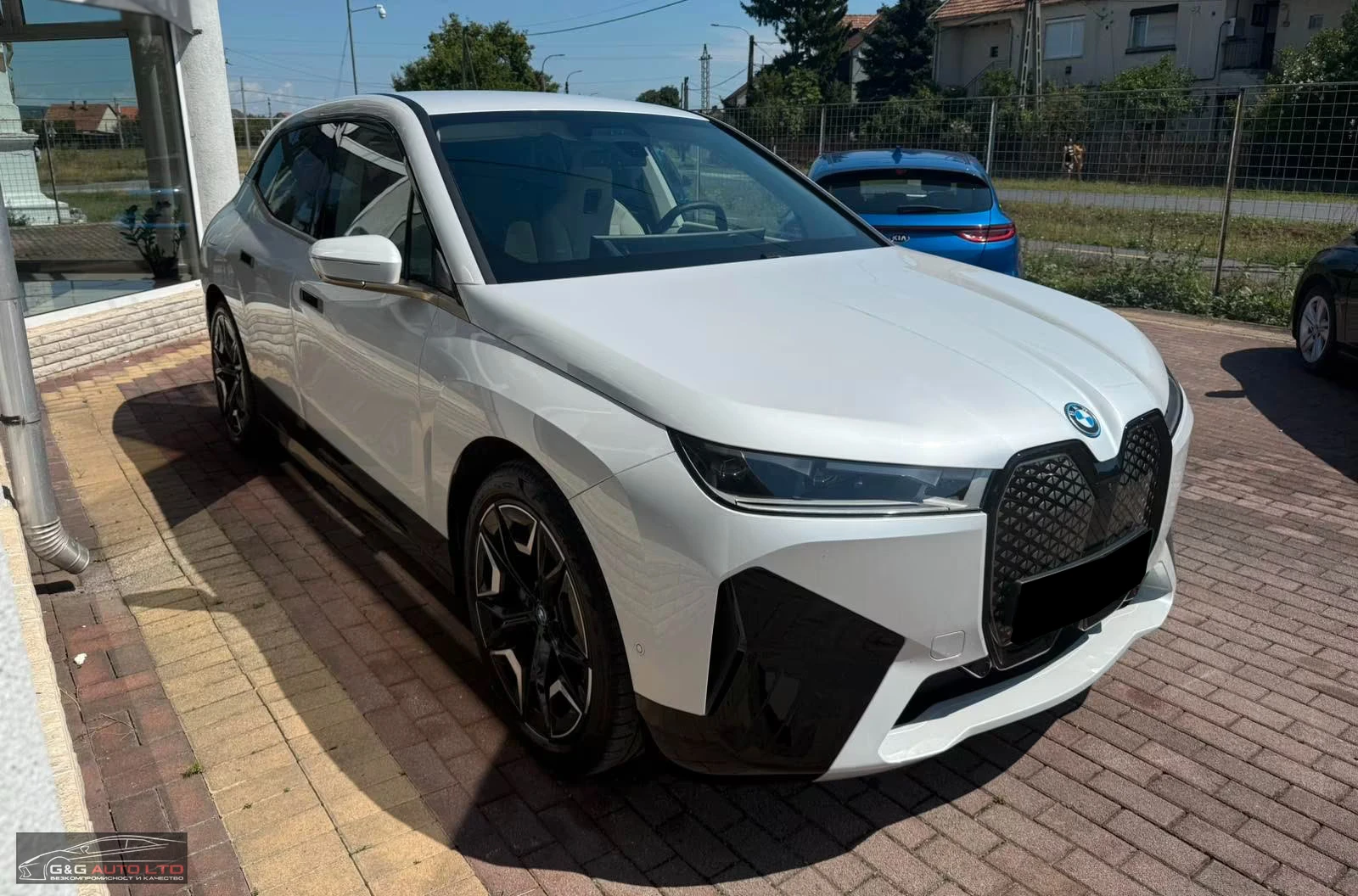 BMW iX 50/xDRIVE/523HP/SPORT/360CAM/KLESS/CRPLAY/LED/649f - изображение 4