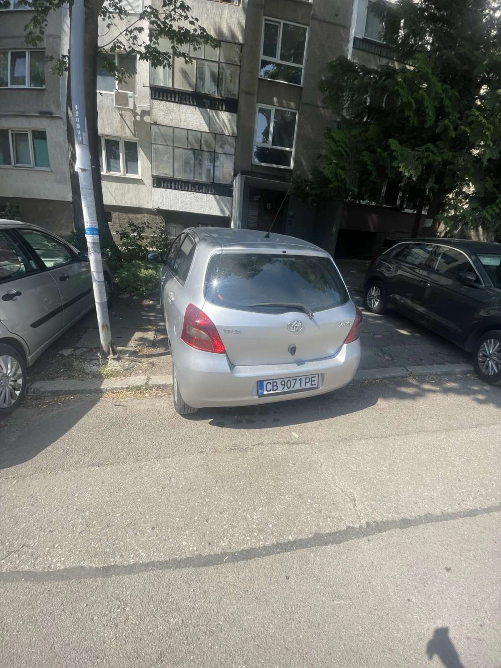 Toyota Yaris 1.3 87hp - изображение 2