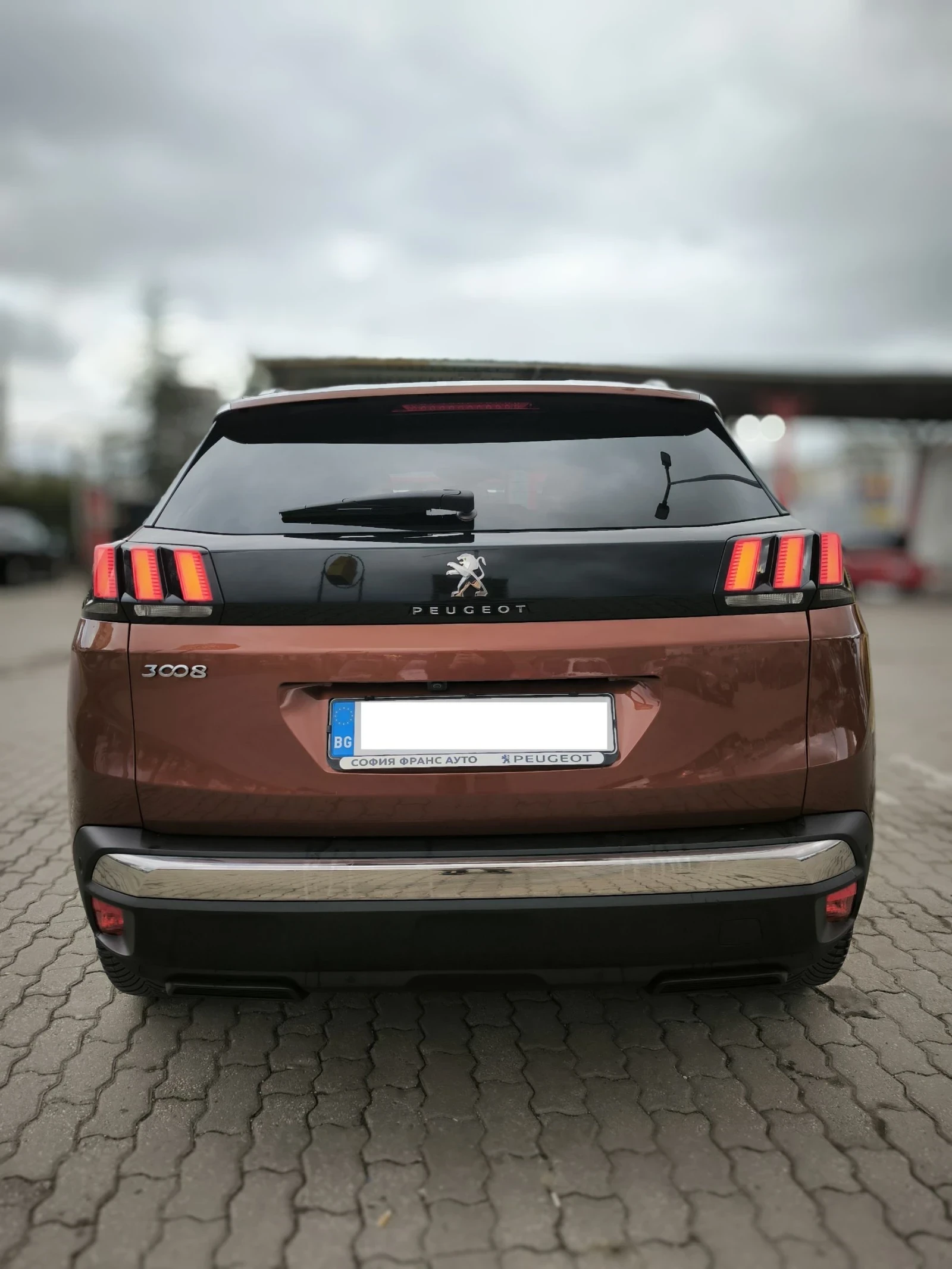 Peugeot 3008 ALLURE 1.5 e-HDI 130 EAT8/Удължена гаранция  - изображение 6