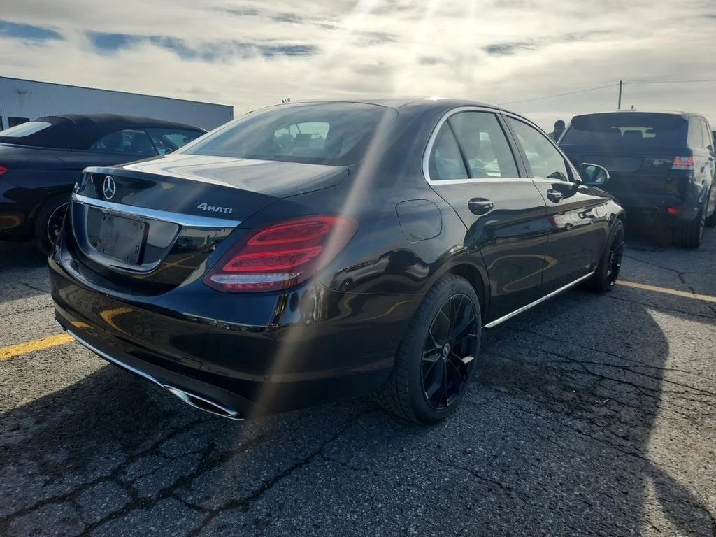 Mercedes-Benz C 300 * CARFAX * БЕЗ ПЪРВОНАЧАЛНА ВНОСКА - изображение 3