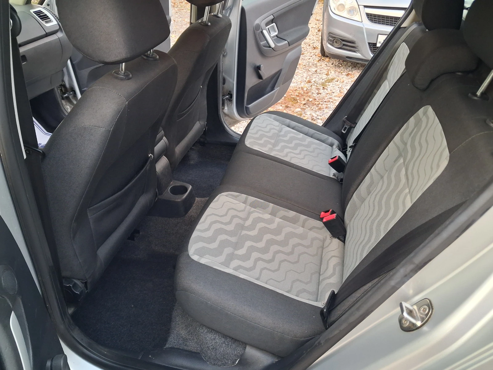 Skoda Fabia 1.4* 2010* *  | Mobile.bg   11