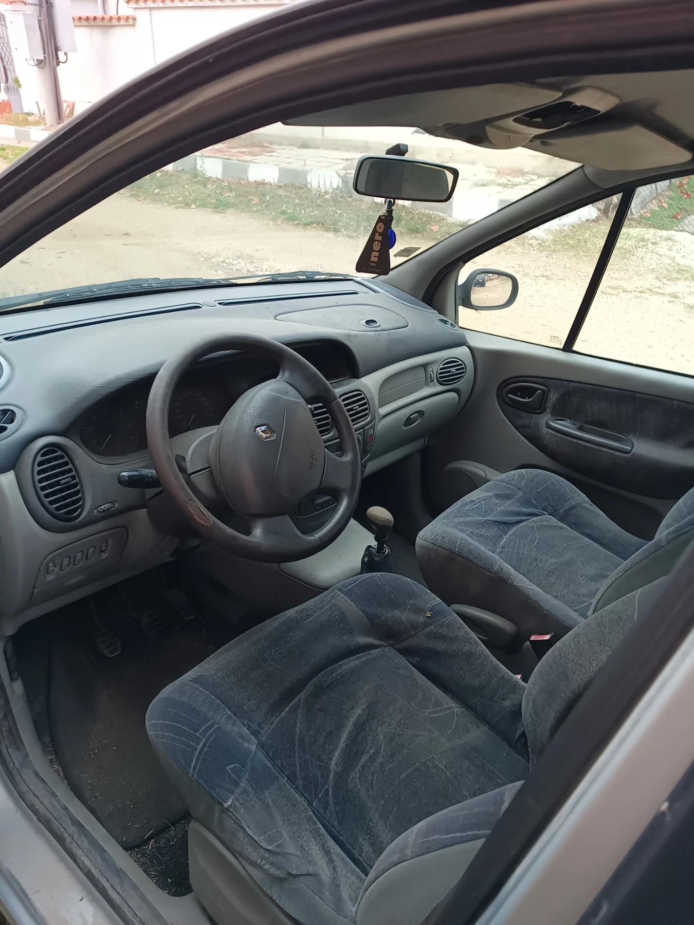 Renault Scenic 1.9DTI KLIMATIC  - изображение 2