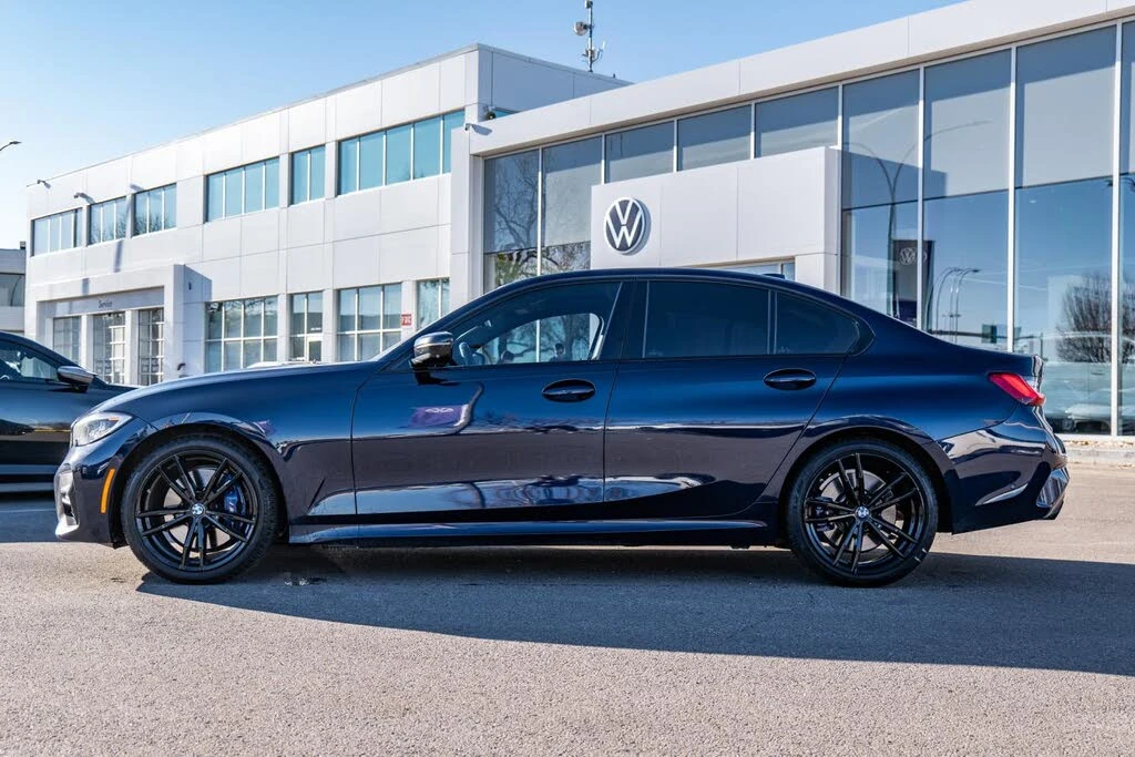 BMW 330 * АВТО КРЕДИТ* ЦЕНА ДО БГ * СЕРВИЗНА ИСТОРИЯ *  - изображение 5