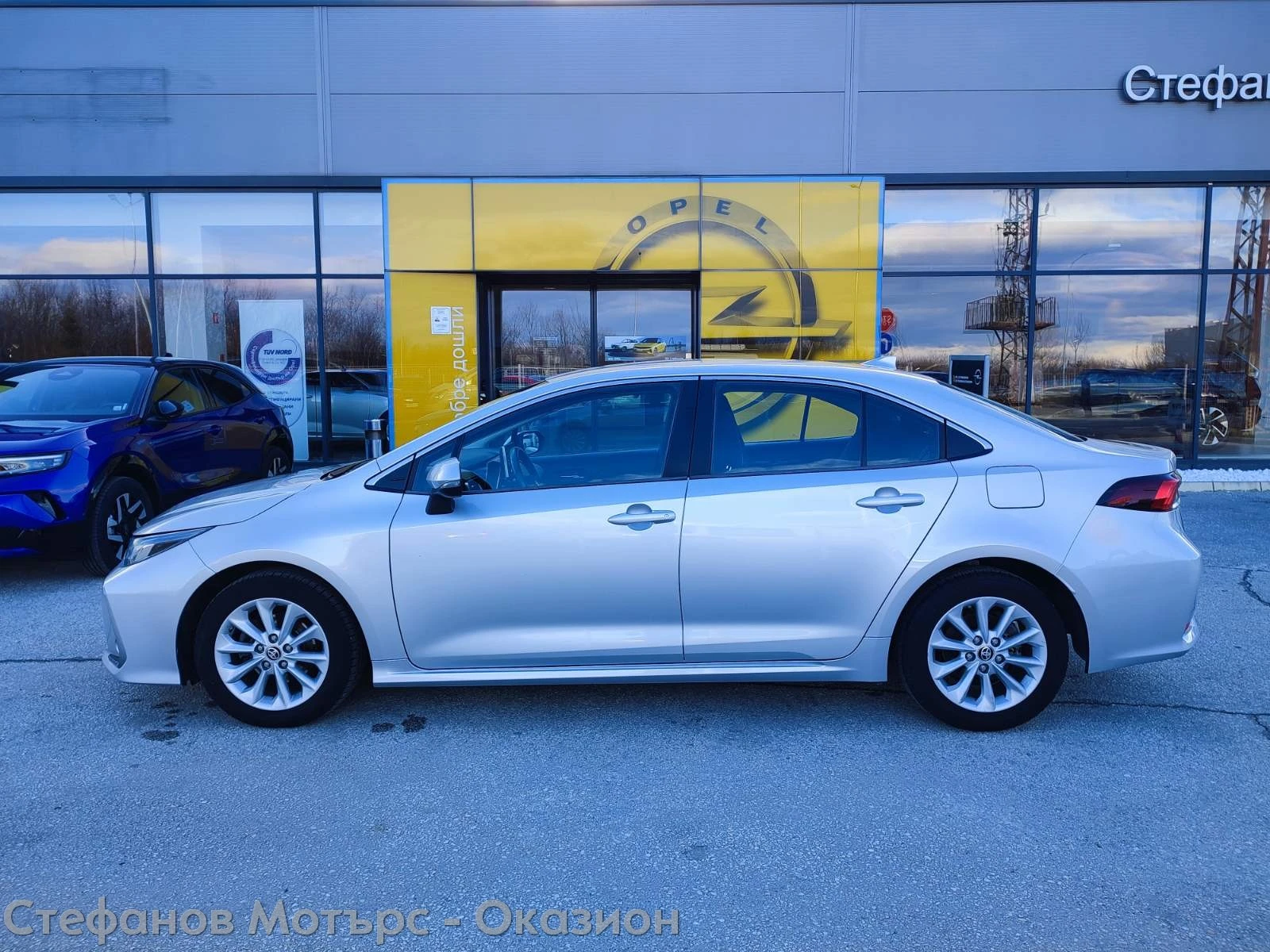 Toyota Corolla Executive 1.6 VALVEMATIC (132hp) MT6 - изображение 4