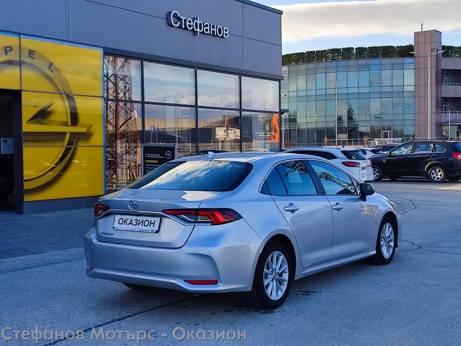 Toyota Corolla Executive 1.6 VALVEMATIC (132hp) MT6 - изображение 8