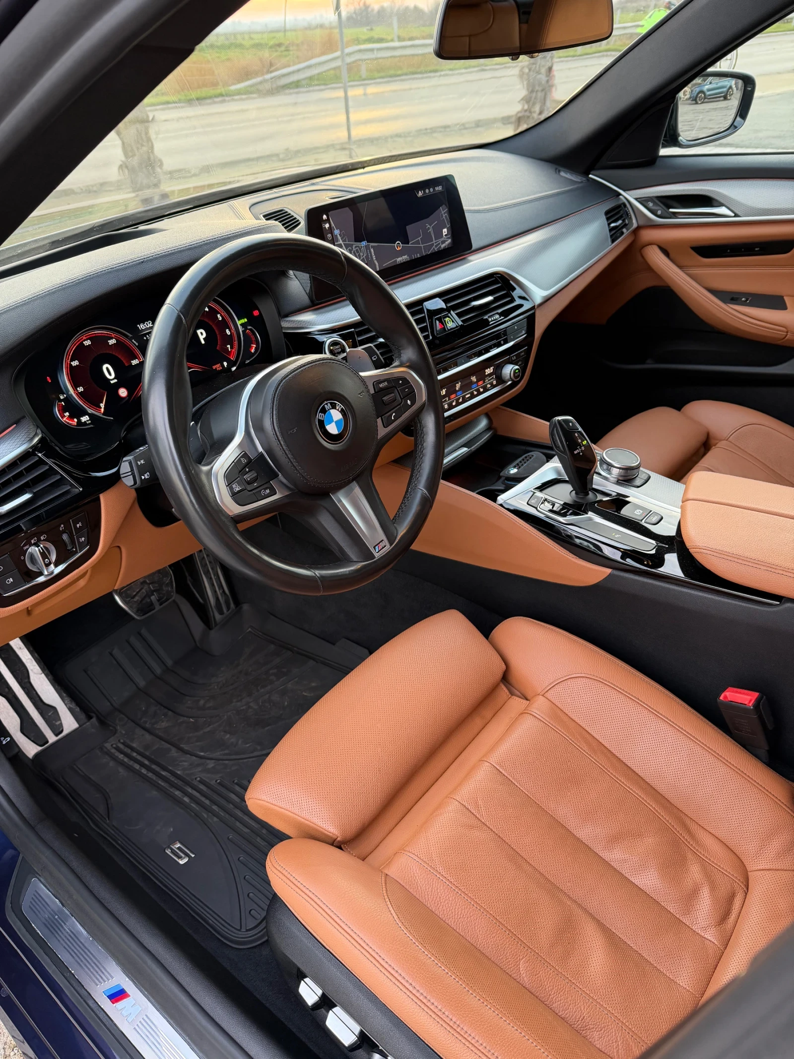 BMW 540 I /M PERFORMANCE/36 000 KM/LIZING | Mobile.bg � ����������� 12