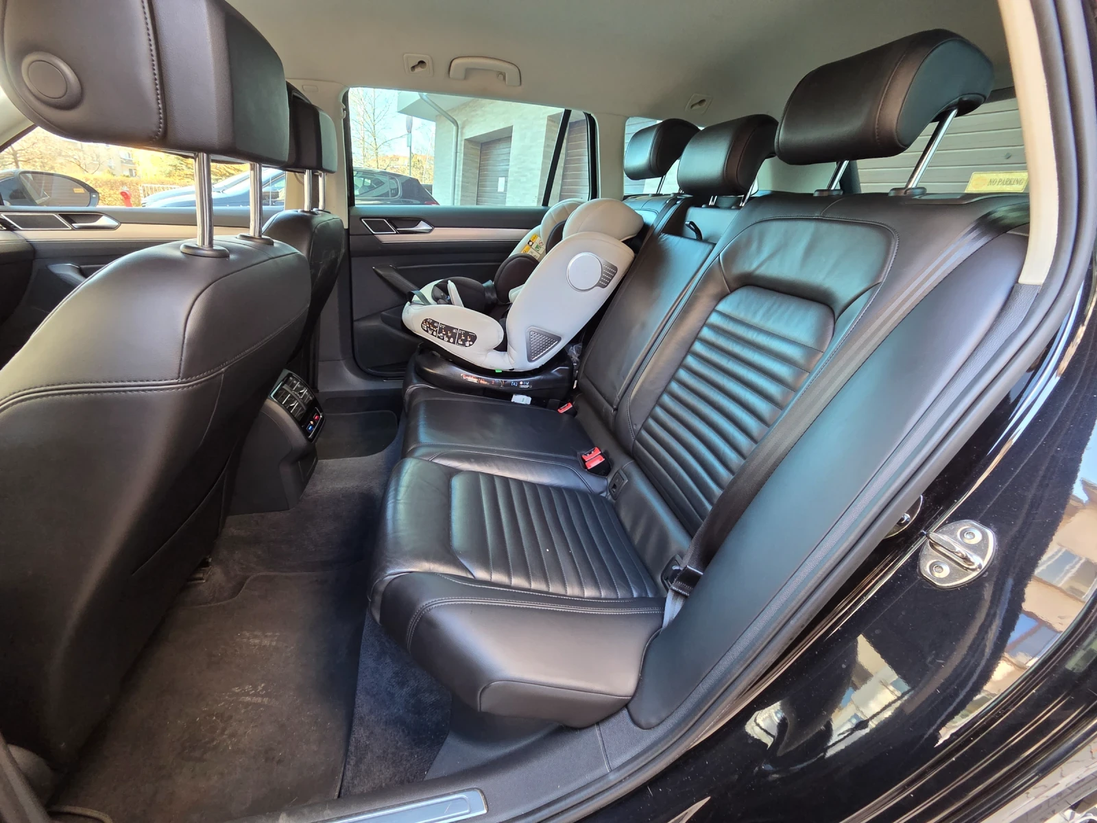 VW Passat РЕАЛНИ КИЛОМЕТРИ, ОБСЛУЖЕН, снимка 10 - Автомобили и джипове - 53611098