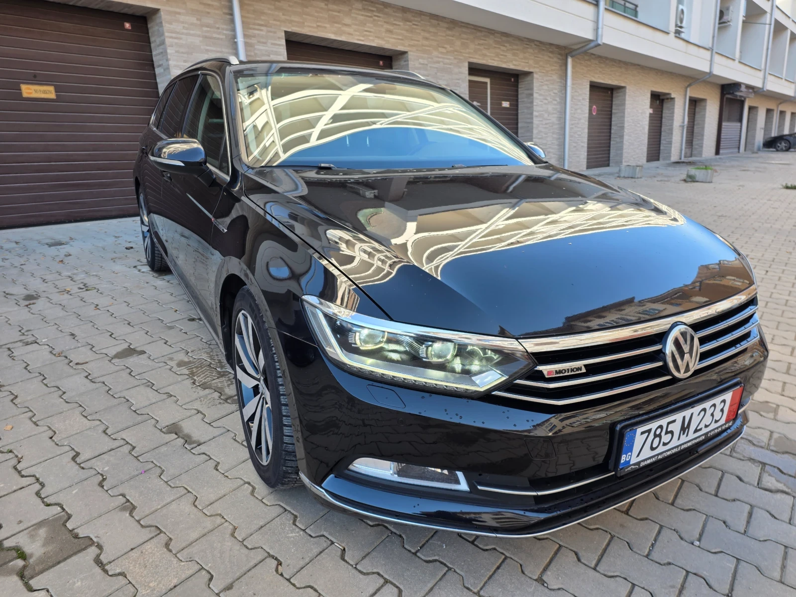 VW Passat РЕАЛНИ КИЛОМЕТРИ, ОБСЛУЖЕН