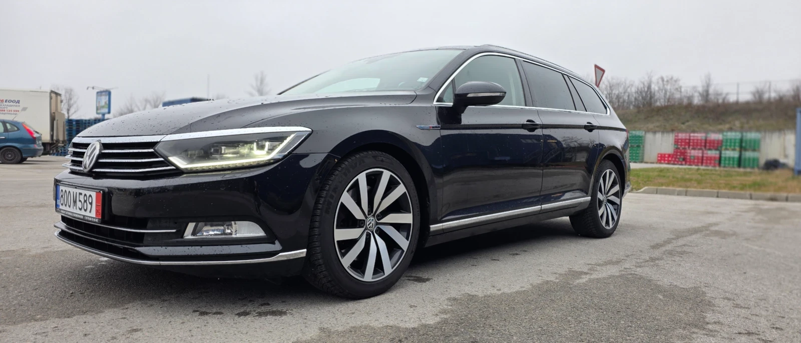 VW Passat РЕАЛНИ КИЛОМЕТРИ, ОБСЛУЖЕН