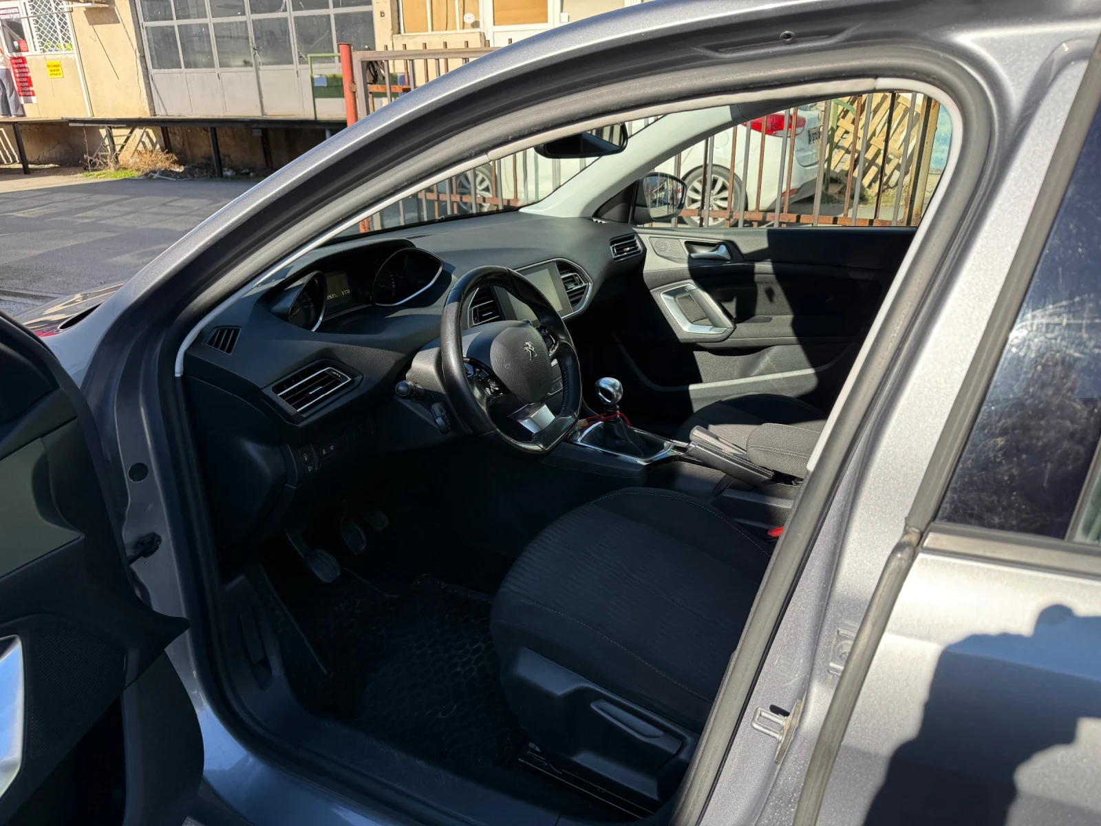 Peugeot 308 1.6 BLUEHDI | Mobile.bg � ����������� 5