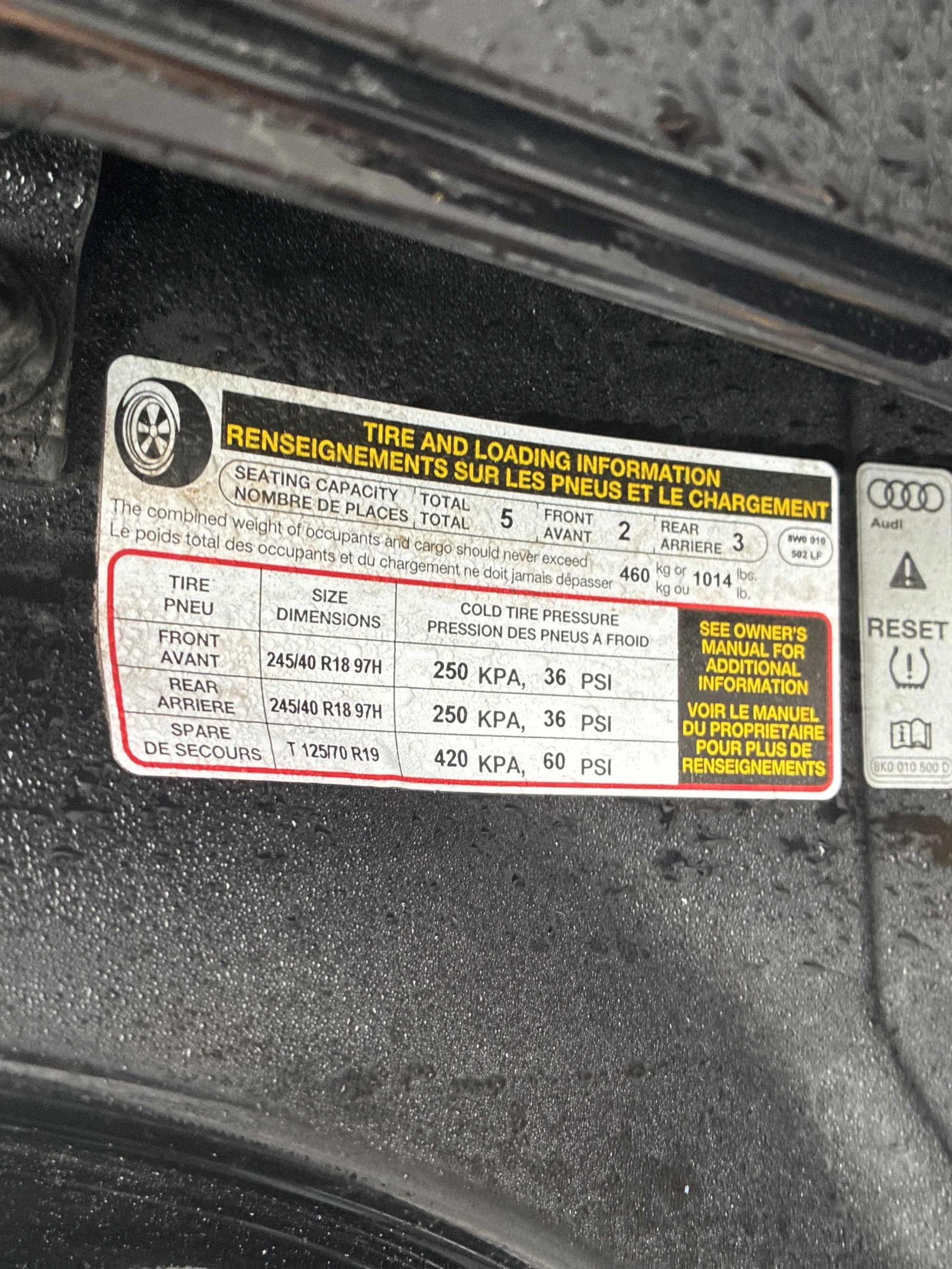 Audi A4 KOMFORT * * CARFAX * * АВТО КРЕДИТ * * , снимка 14 - Автомобили и джипове - 53864711