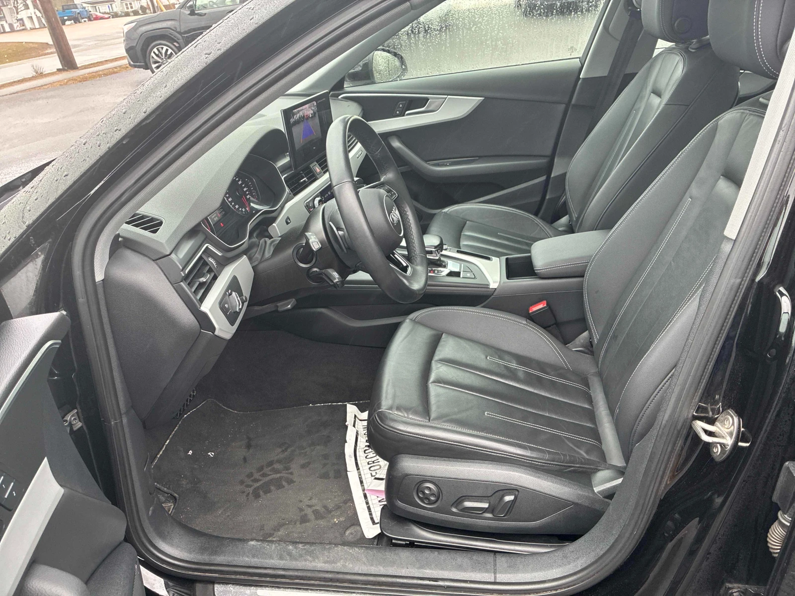 Audi A4 KOMFORT * * CARFAX * * АВТО КРЕДИТ * * , снимка 8 - Автомобили и джипове - 53864711