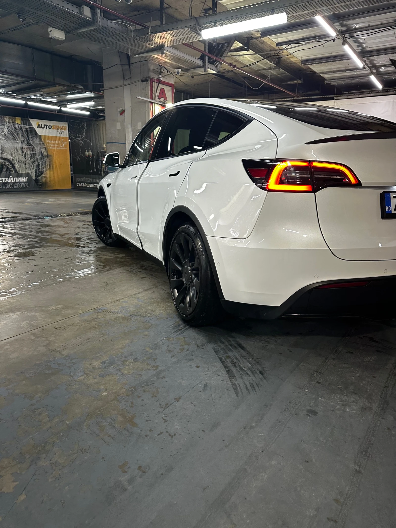 Tesla Model Y Performance, снимка 3 - Автомобили и джипове - 53969313