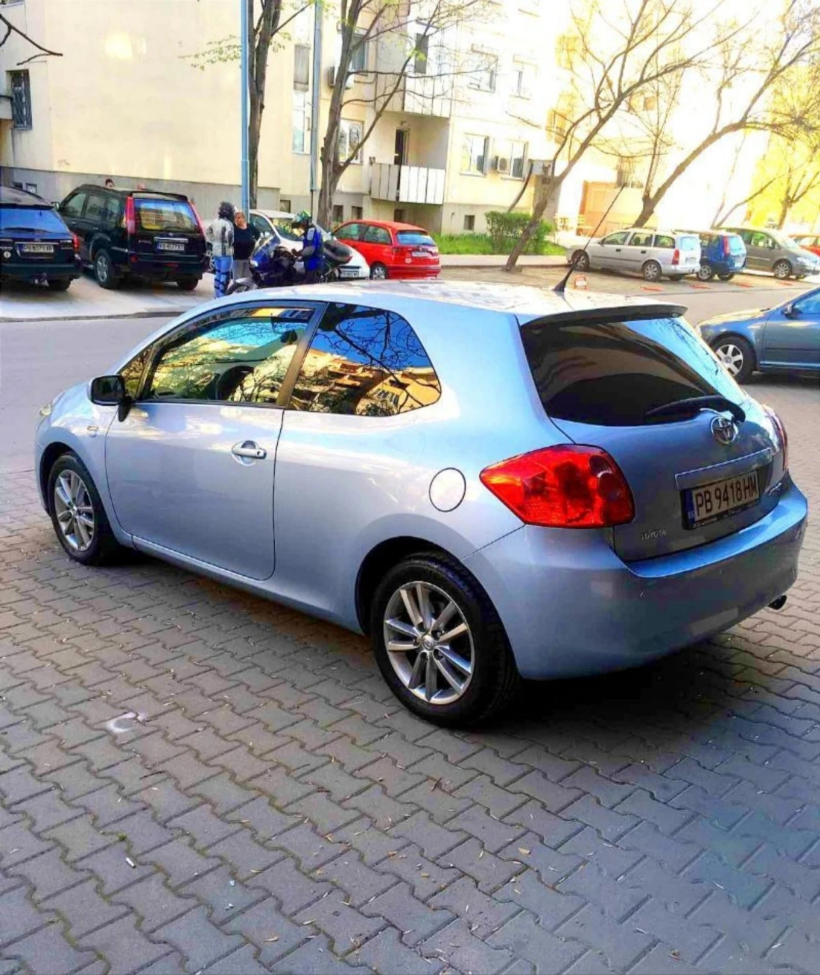 Toyota Auris, снимка 3 - Автомобили и джипове - 53979327