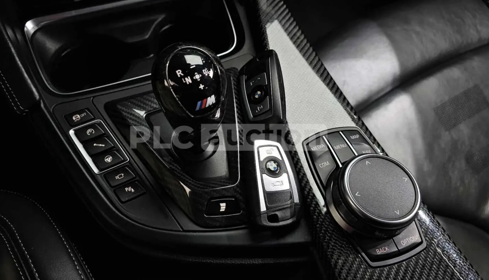 BMW M3 Carbon* Head up* Harman* Крайна цена* , снимка 7 - Автомобили и джипове - 54082208