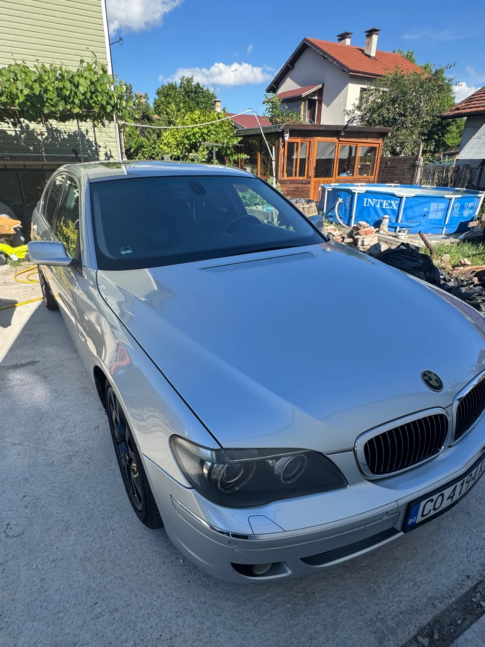 BMW 750