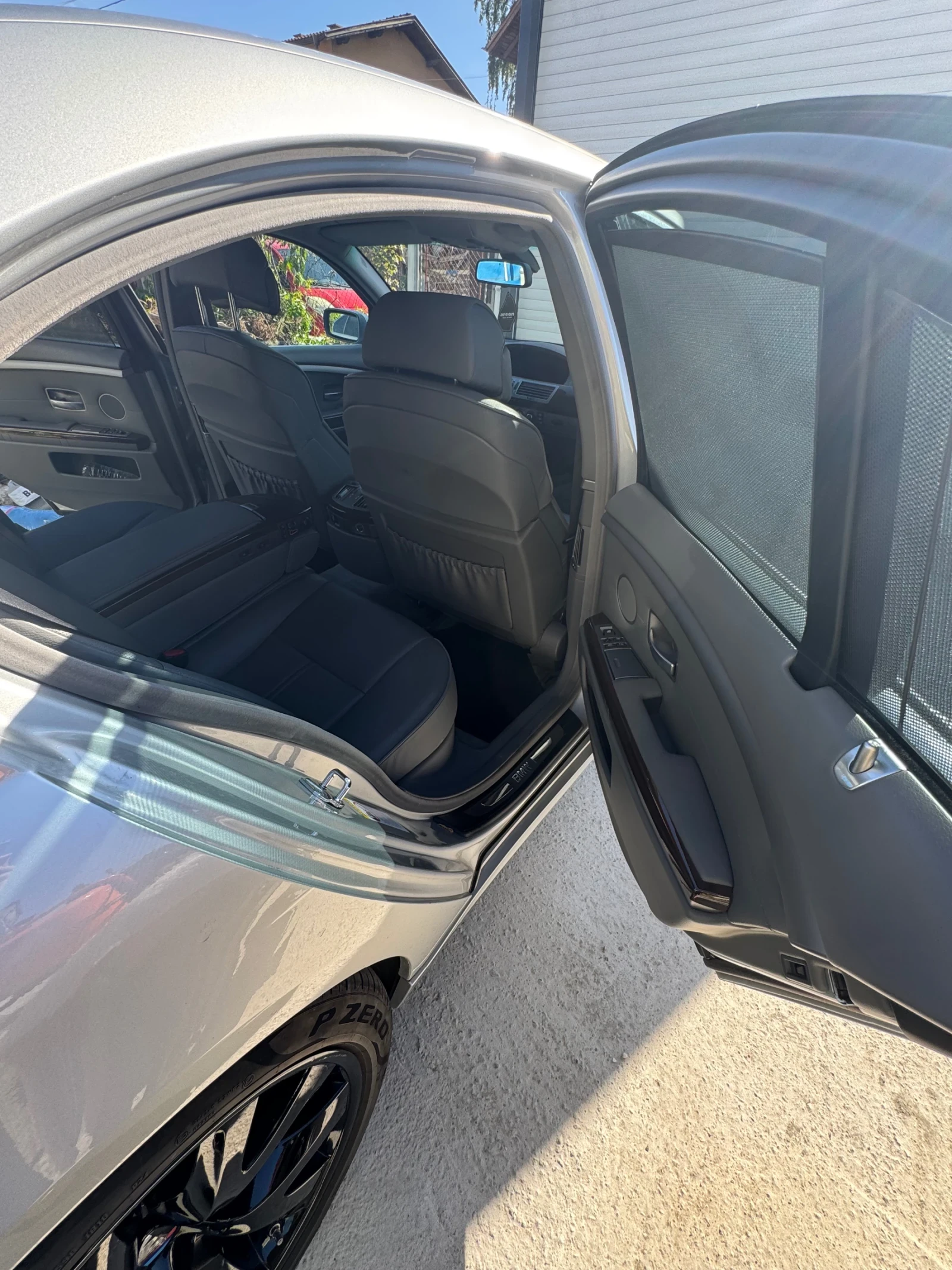 BMW 750, снимка 6 - Автомобили и джипове - 54937569