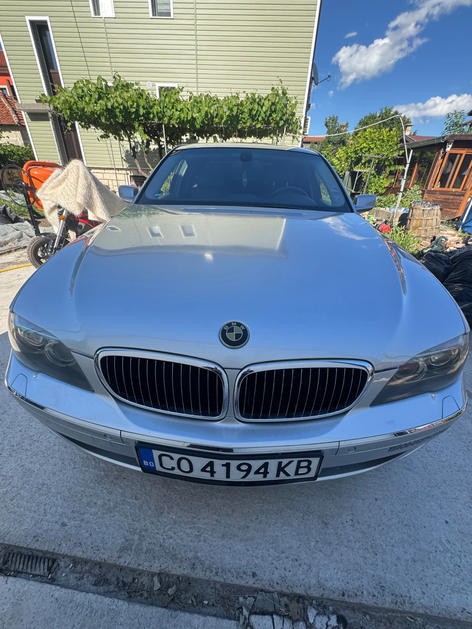 BMW 750, снимка 2 - Автомобили и джипове - 54937569