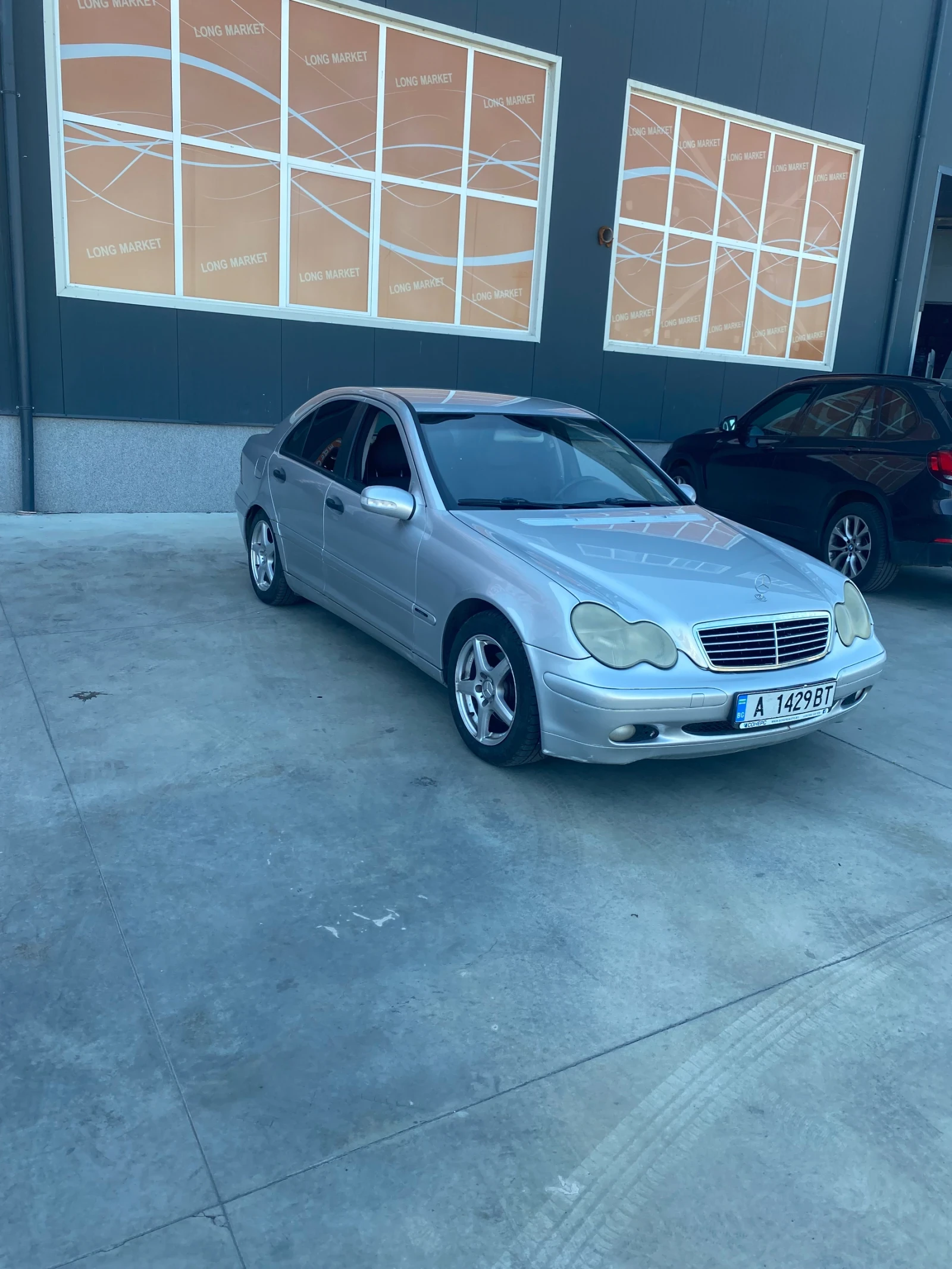 Mercedes-Benz C 220 2.2, снимка 3 - Автомобили и джипове - 55001099