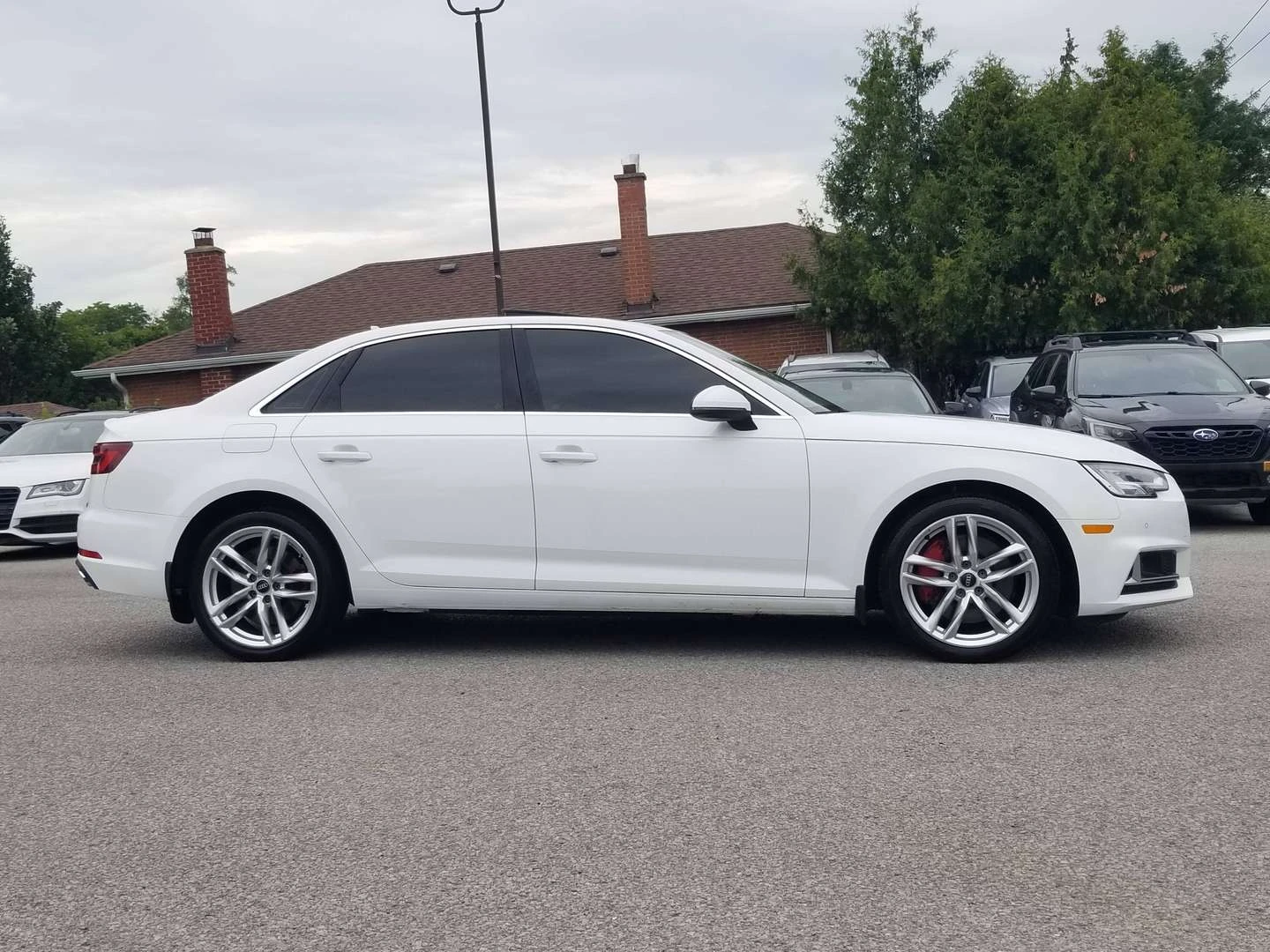 Audi A4, снимка 6 - Автомобили и джипове - 56020029