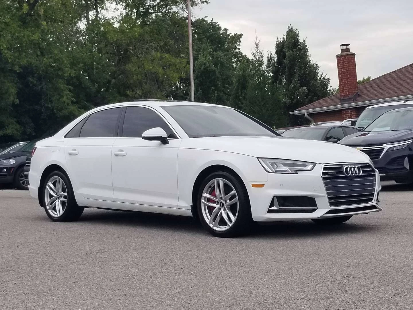 Audi A4, снимка 5 - Автомобили и джипове - 56020029