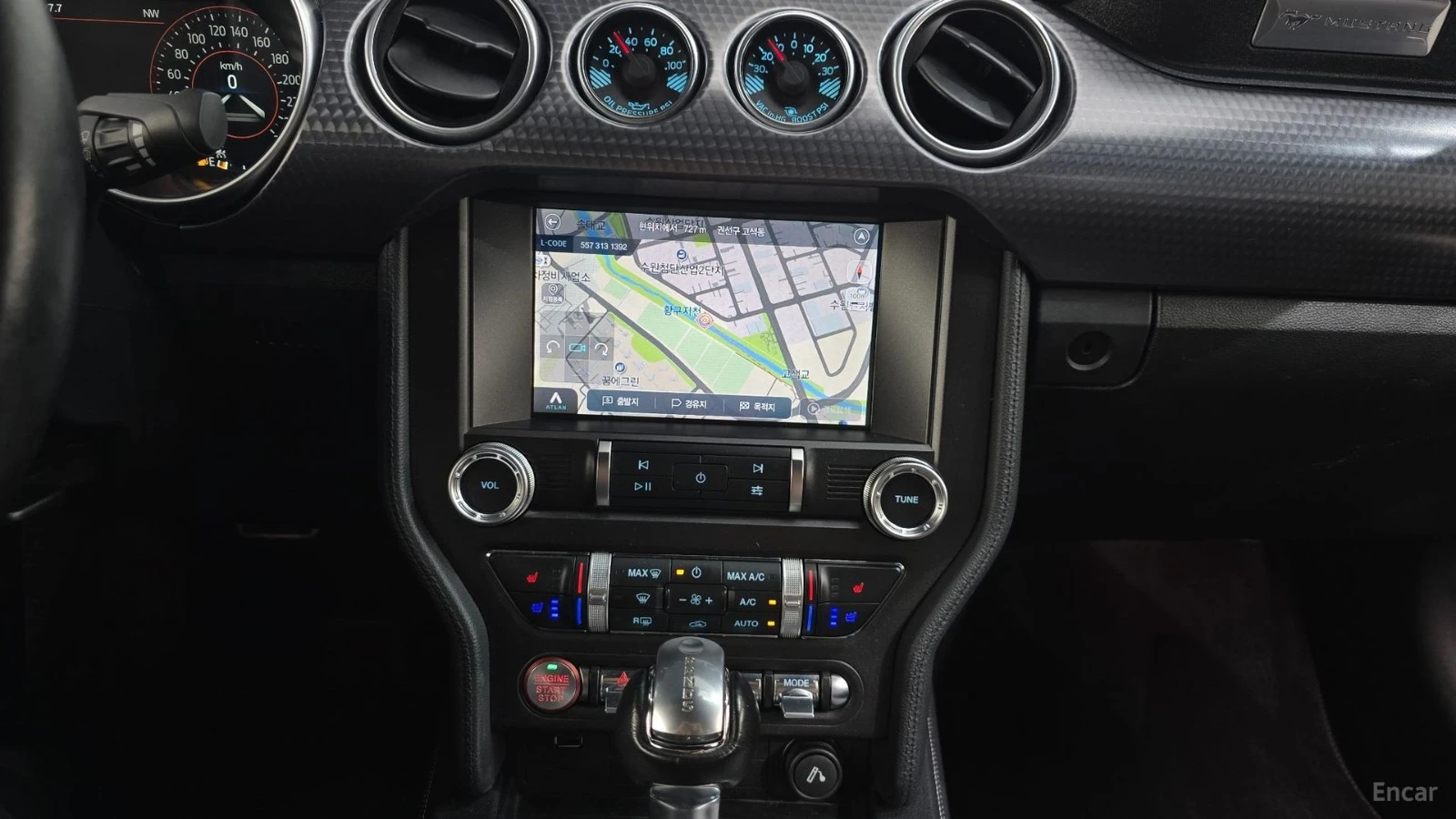 Ford Mustang ECOBOOST PREMIUM - DISTRONIC - ОБДУХ - ДИГ.ТАБЛО, снимка 12 - Автомобили и джипове - 56103951