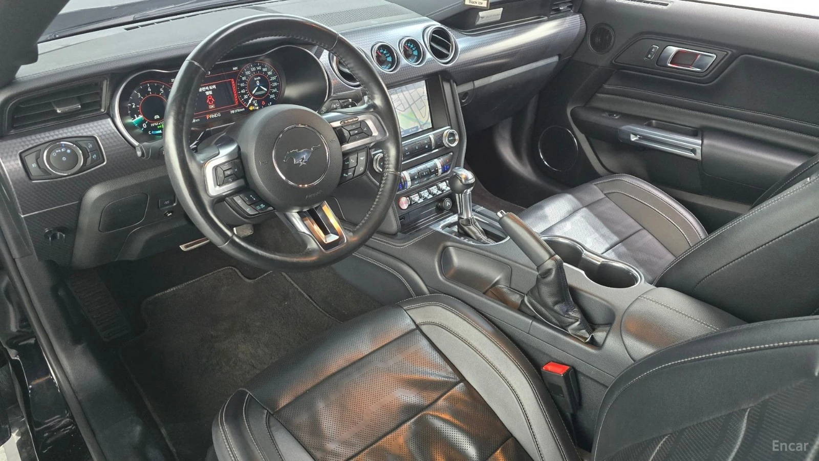 Ford Mustang ECOBOOST PREMIUM - DISTRONIC - ОБДУХ - ДИГ.ТАБЛО, снимка 7 - Автомобили и джипове - 56103951