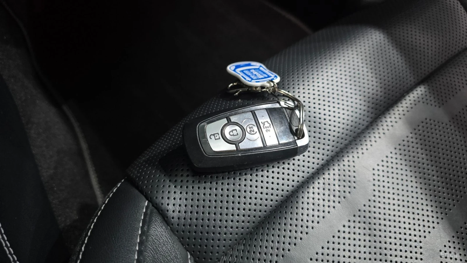 Ford Mustang ECOBOOST PREMIUM - DISTRONIC - ОБДУХ - ДИГ.ТАБЛО, снимка 15 - Автомобили и джипове - 56103951