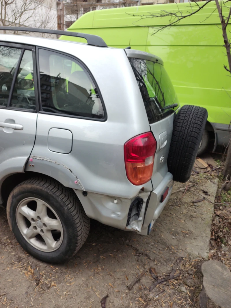 Toyota Rav4, снимка 8 - Автомобили и джипове - 49157308