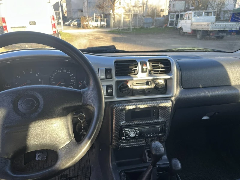 Opel Frontera 2.2 бензин , снимка 13 - Автомобили и джипове - 49567032