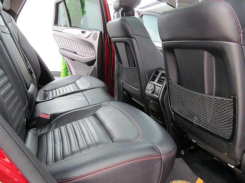 Mercedes-Benz GLE 350 KUPE/AMG/PANORAMA/ВАКУМ 360-камера/СОБСТВЕН ЛИЗИНГ, снимка 8 - Автомобили и джипове - 52142051