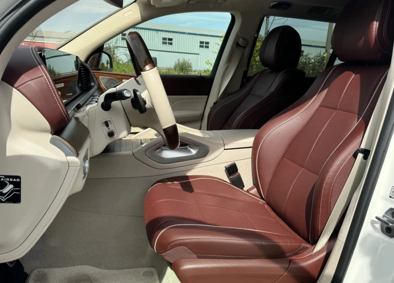 Mercedes-Benz GLS 600 Maybach 4Matic, снимка 6 - Автомобили и джипове - 52662582
