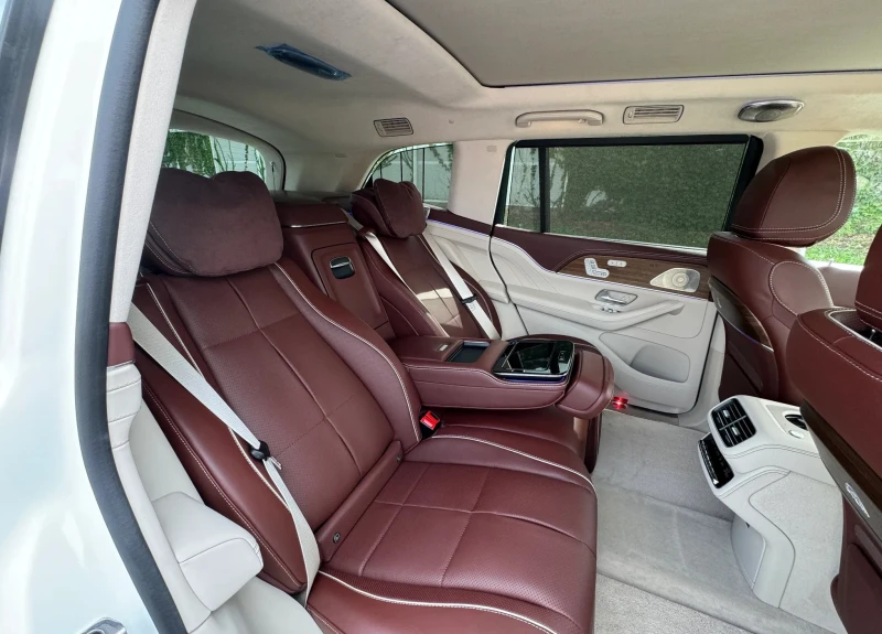 Mercedes-Benz GLS 600 Maybach 4Matic, снимка 9 - Автомобили и джипове - 52662582