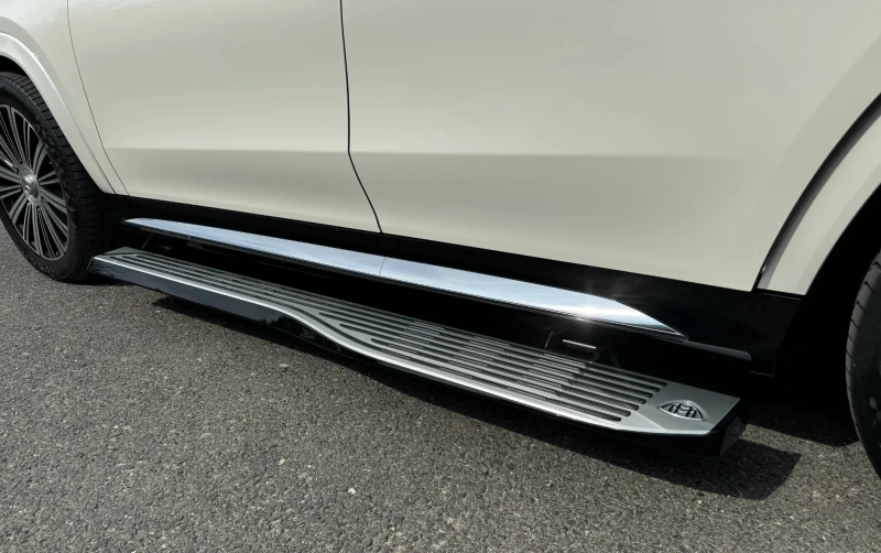 Mercedes-Benz GLS 600 Maybach 4Matic, снимка 11 - Автомобили и джипове - 52662582