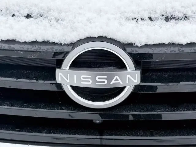 Nissan Pathfinder * SL * ПРЕДСТАВИТЕЛСТВО * 360 * ПОДГРЕВИ * CARPLAY, снимка 8 - Автомобили и джипове - 53448389