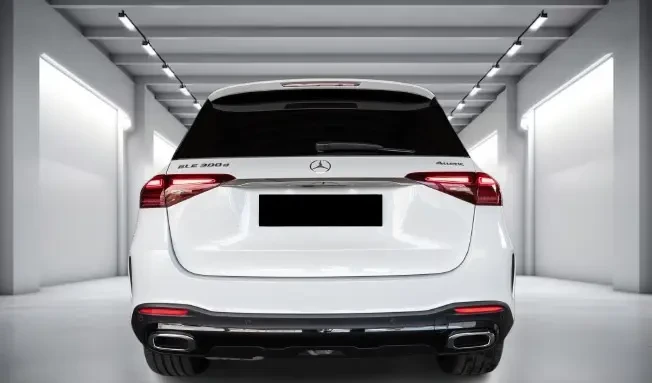 Mercedes-Benz GLE 300 d 4Matic = AMG Line = Night Package Гаранция, снимка 2 - Автомобили и джипове - 53764960