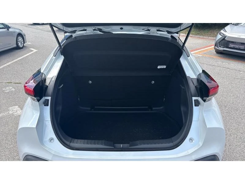 Toyota C-HR 1.8HSD DYNAMIC PLUS MONO-TONE, снимка 10 - Автомобили и джипове - 55347277