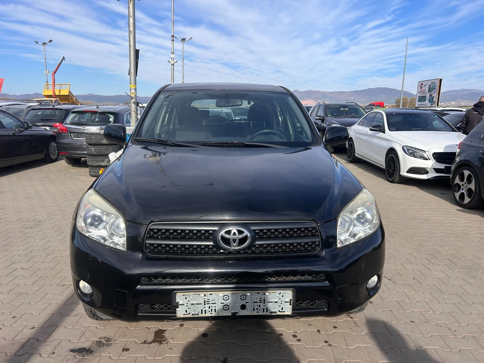 Toyota Rav4 2.2D-4D 4X4 EURO 4 - изображение 3