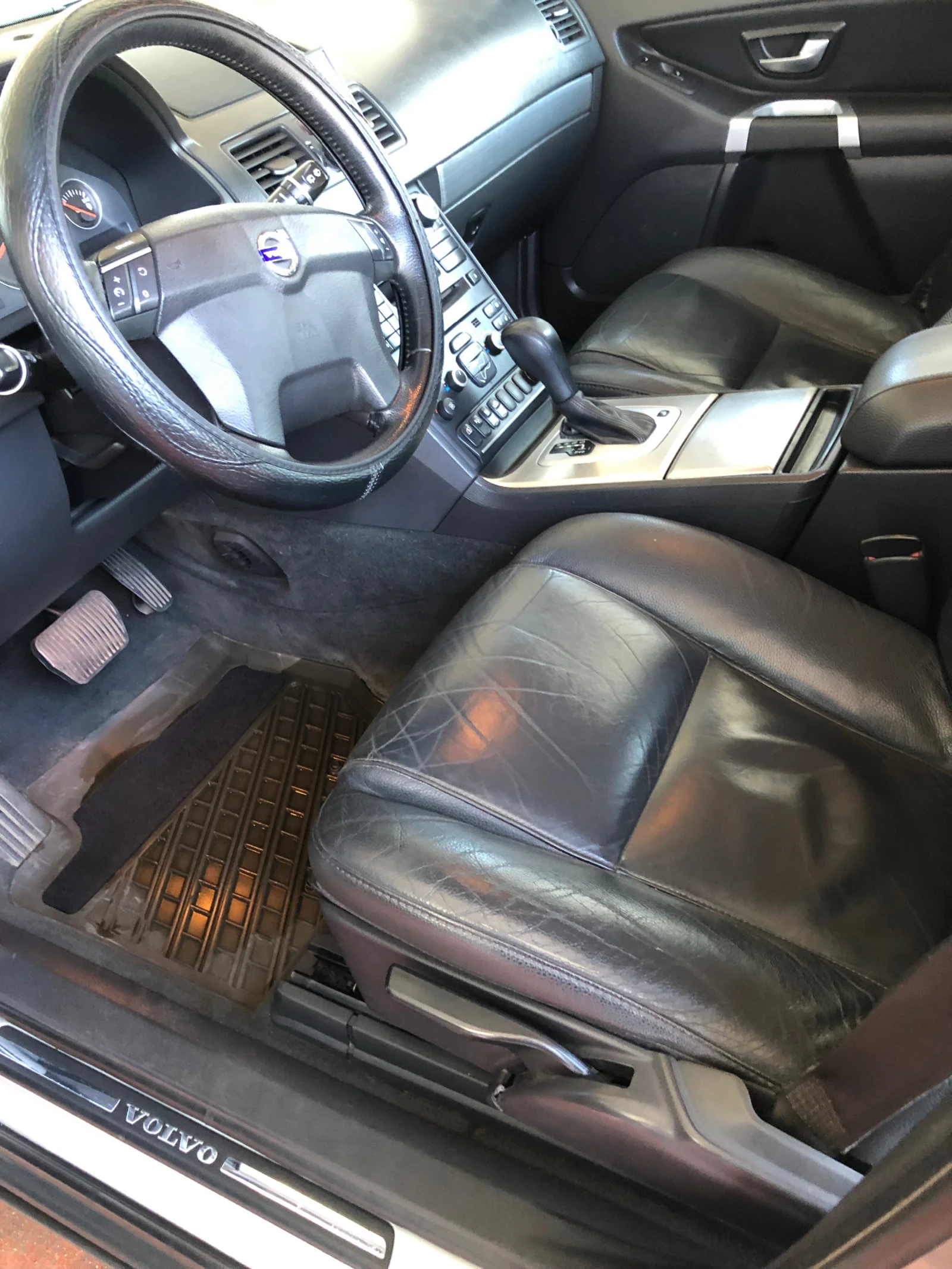 Volvo Xc90 2.4/D5/185k./4x4 - изображение 9