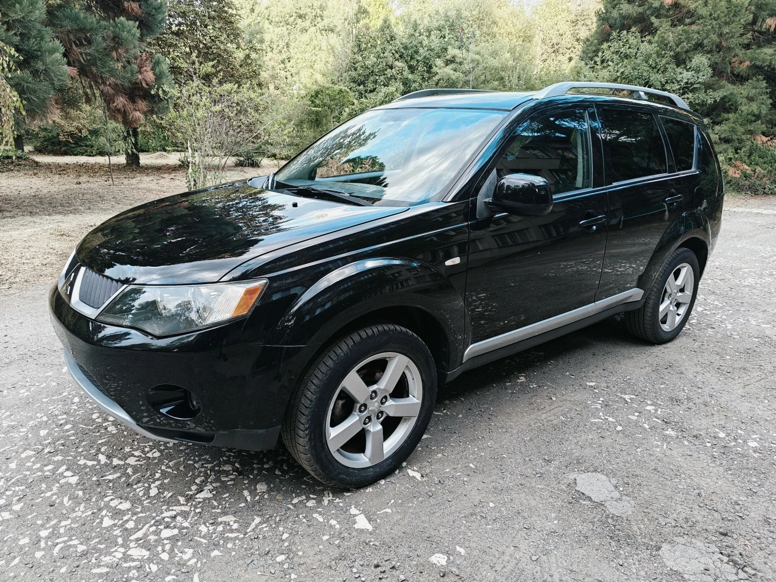 Mitsubishi Outlander 2.4  4WD - изображение 2