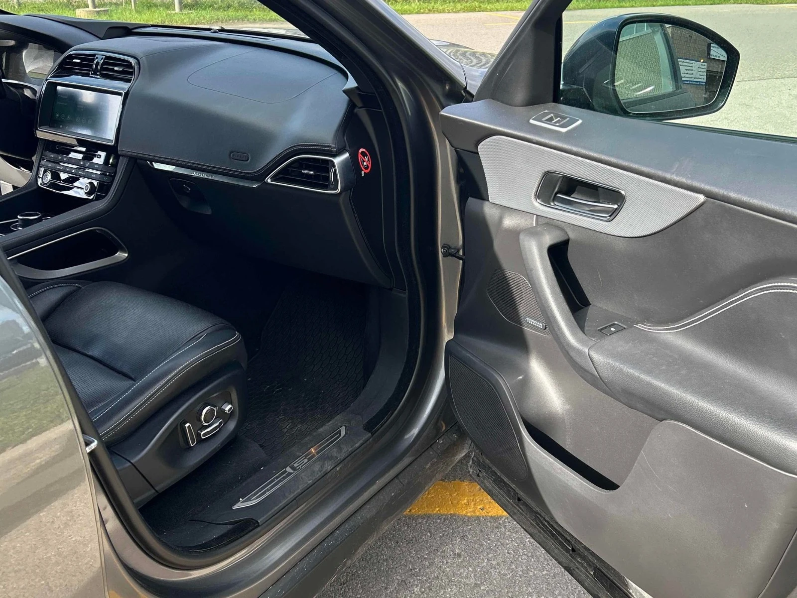 Jaguar F-PACE S CARFAX    | Mobile.bg   11