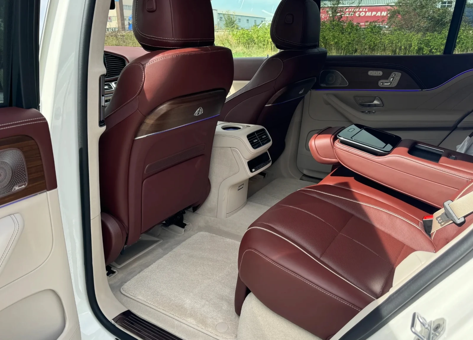 Mercedes-Benz GLS 600 Maybach 4Matic - изображение 7