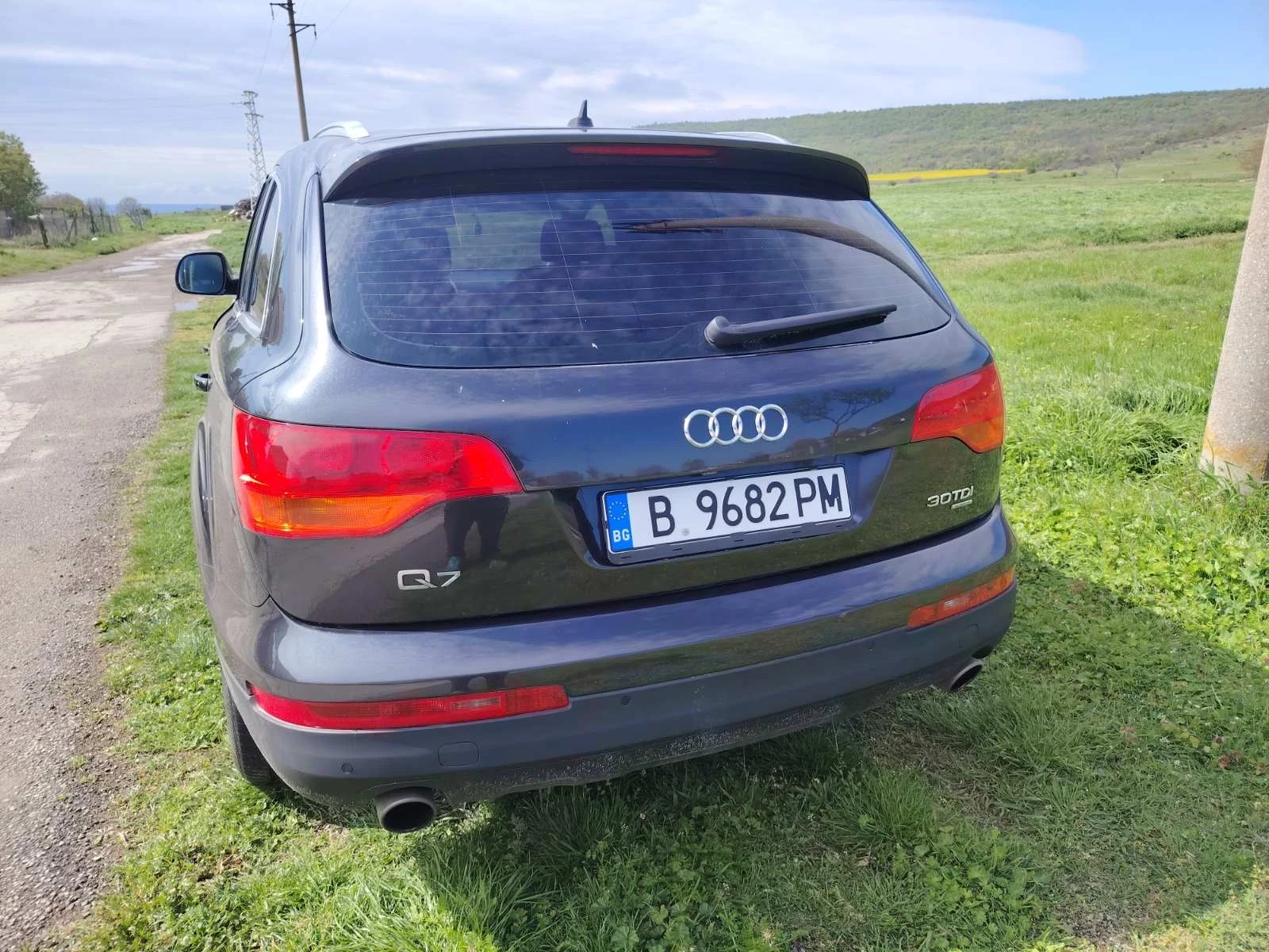 Audi Q7 3.0 ОТЛИЧНА, снимка 10 - Автомобили и джипове - 54366445