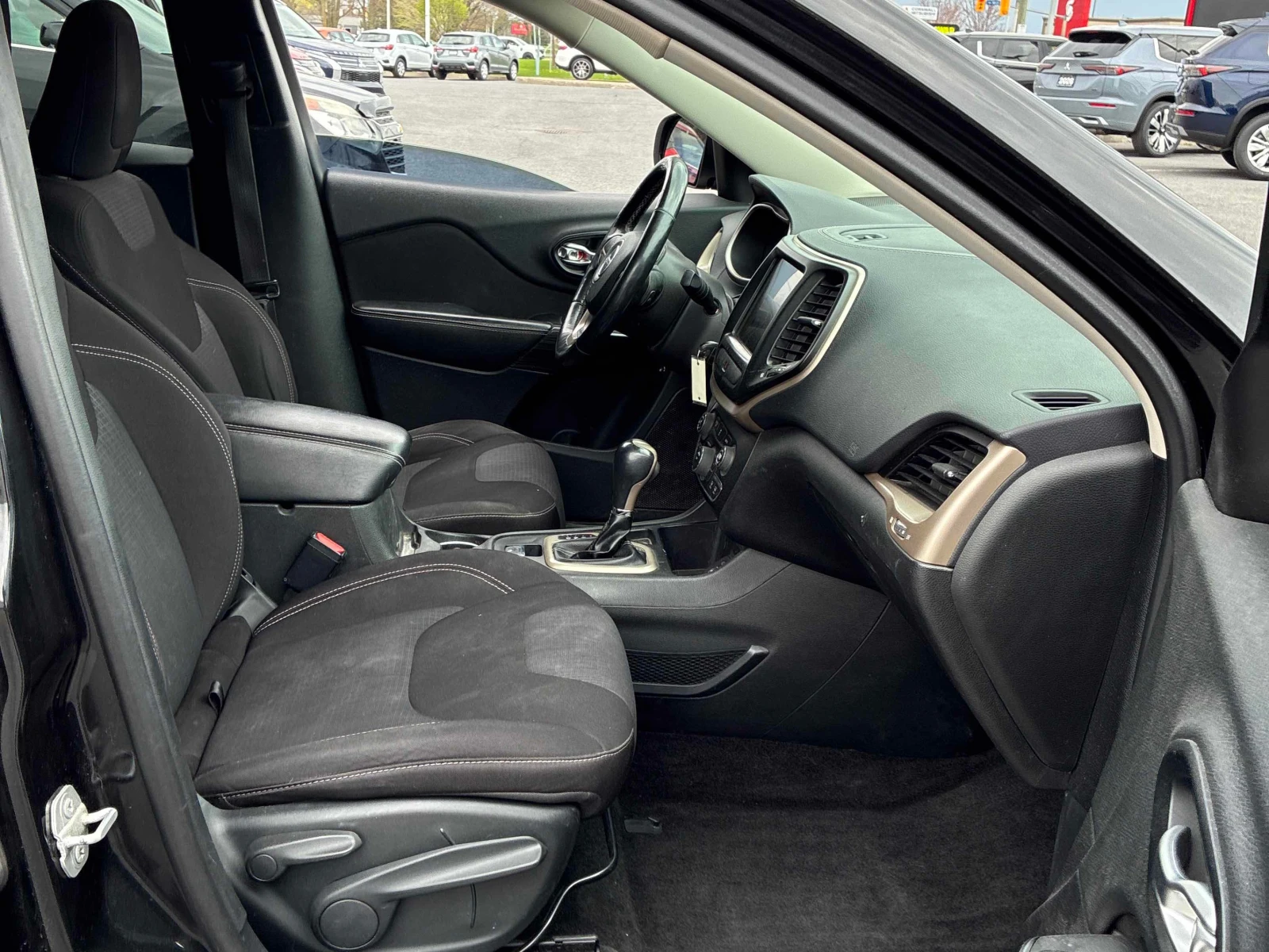 Jeep Cherokee 2.4L 4cyl FWD | Mobile.bg � ����������� 16