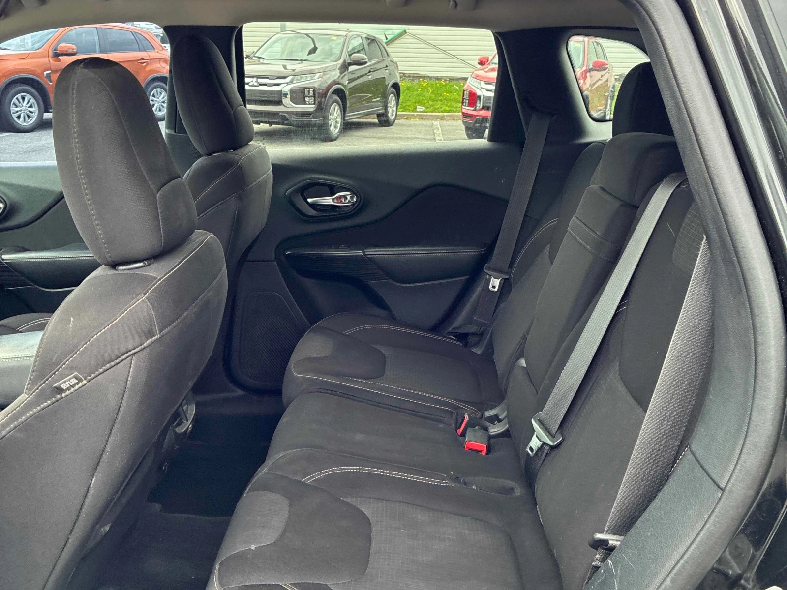 Jeep Cherokee 2.4L 4cyl FWD | Mobile.bg � ����������� 14
