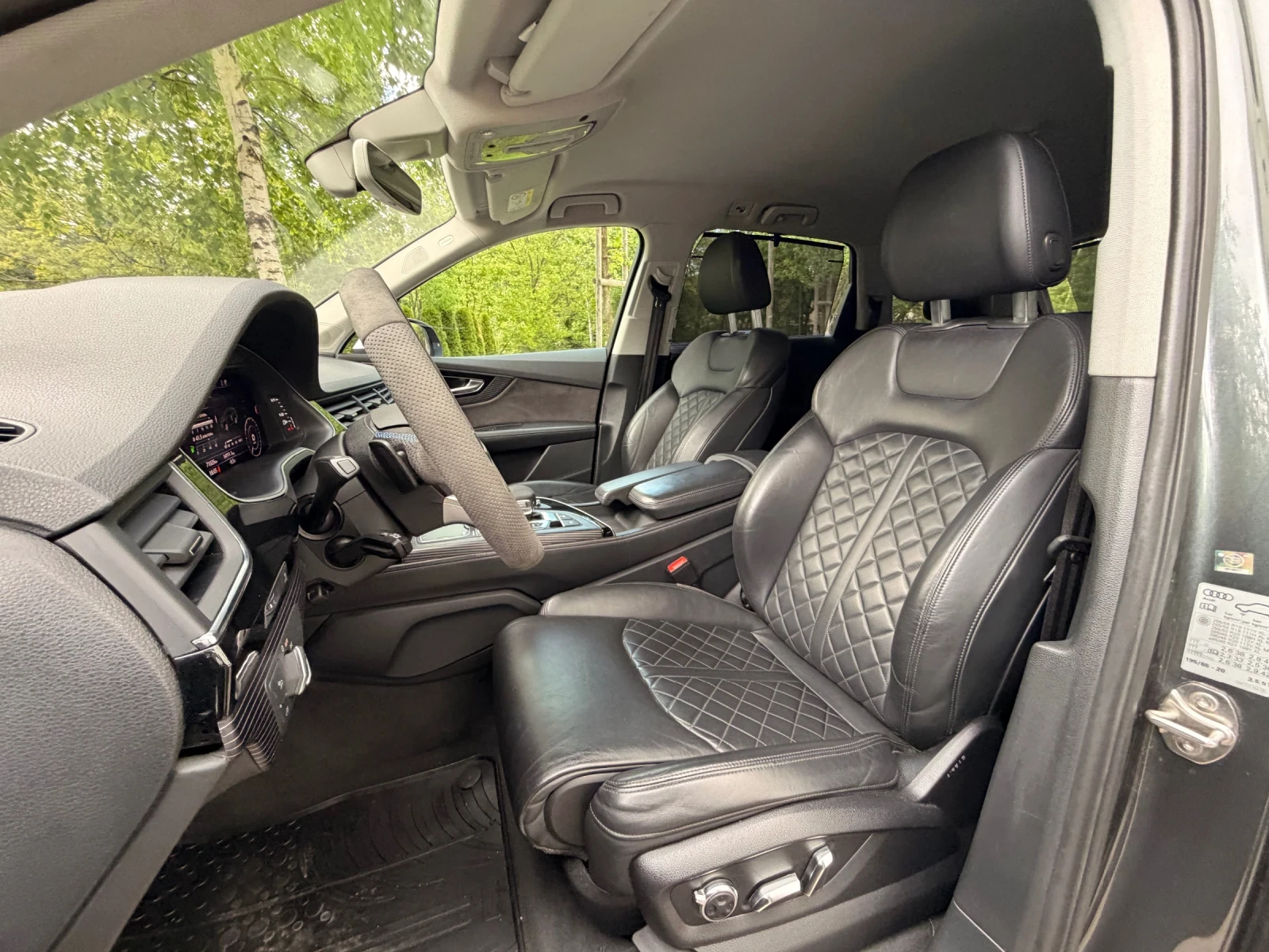 Audi Q7 3.0TDI / HYBRID / 71000км, снимка 10 - Автомобили и джипове - 54547626