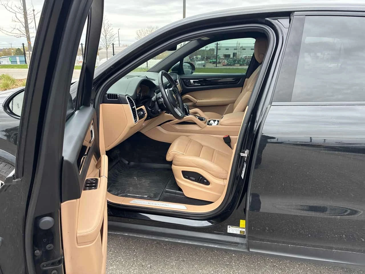 Porsche Cayenne AWD / CAMERA / MATRIX / BOSE / АВТОКРЕДИТ , снимка 16 - Автомобили и джипове - 54627277