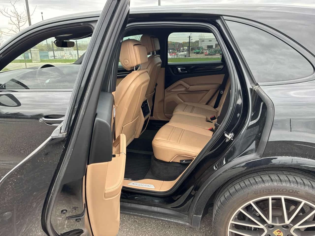 Porsche Cayenne AWD / CAMERA / MATRIX / BOSE / АВТОКРЕДИТ , снимка 17 - Автомобили и джипове - 54627277