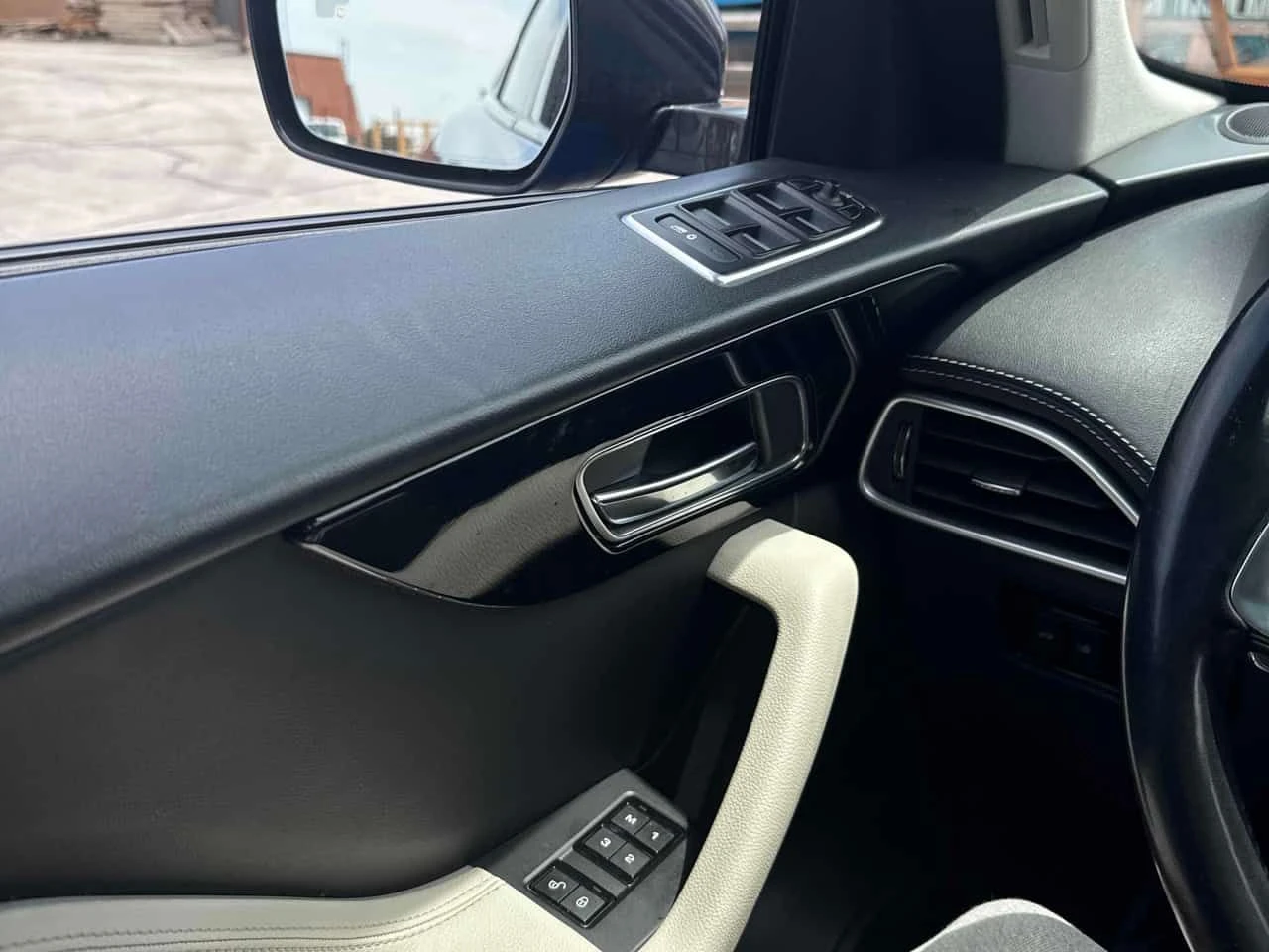 Jaguar F-PACE  R Sport 3.0L | PREMIUM | PANO | КОЖА | , снимка 15 - Автомобили и джипове - 54712143